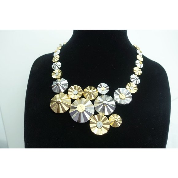 Coach CLUSTERED DAISY RIVET STATEMENT NECKLACE Silver Gold Retail 325 - Picture 4 of 6